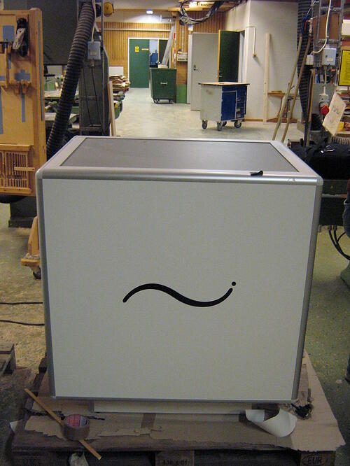 http://nuiteq.com/blogassets/sverige/nuibox_front.jpg